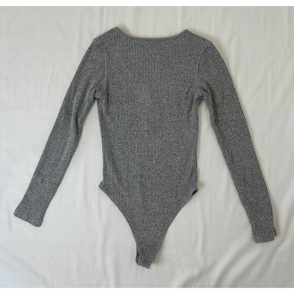 Zara women's Grey Ribbed Long Sleeve Henley Bodysuit - Picture 3 of 3